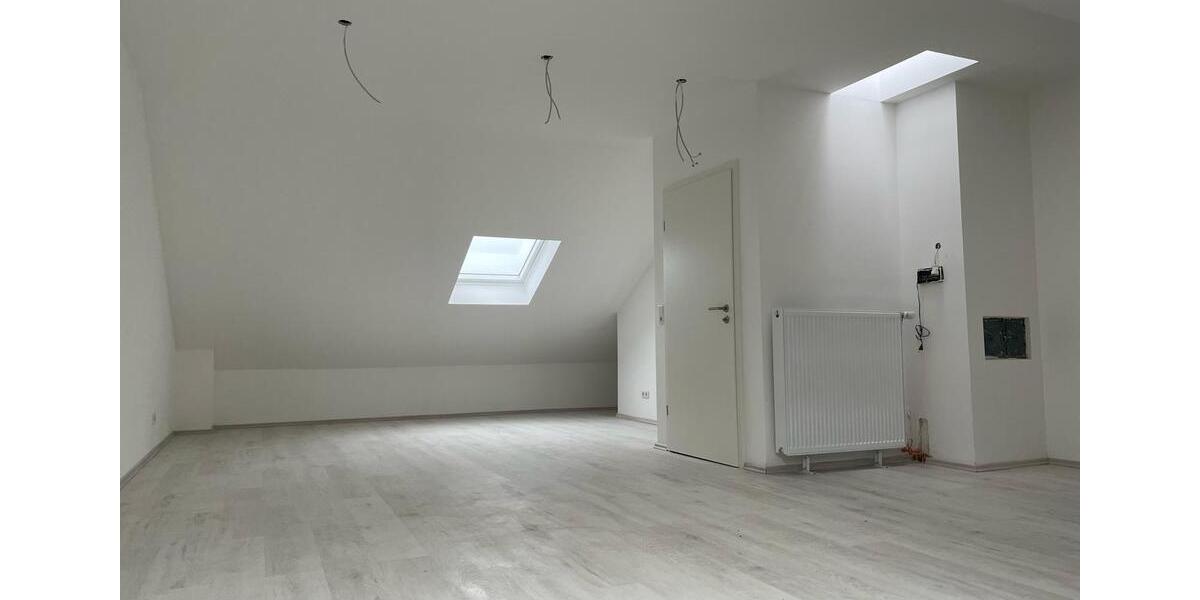 Reihenhaus Düsseldorf Stadtbezirk 3 - 5 Zimmer, 165 m&sup2;, 1.800&euro; | Angebot:25967730