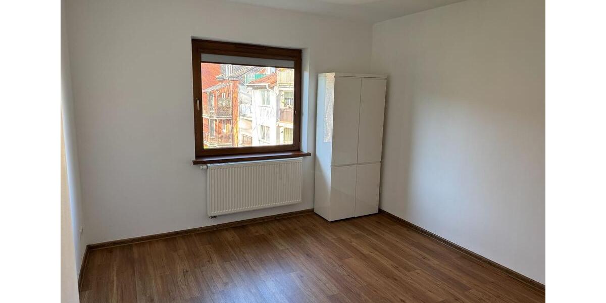 Etagenwohnung Krefeld Benrad - 2 Zimmer, 50 m&sup2;, 125.000&euro; | Angebot:25282499