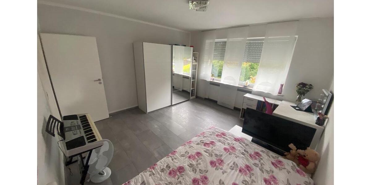 Einfamilienhaus Nettetal - 8 Zimmer, 150 m&sup2;, 494.900&euro; | Angebot:25187547