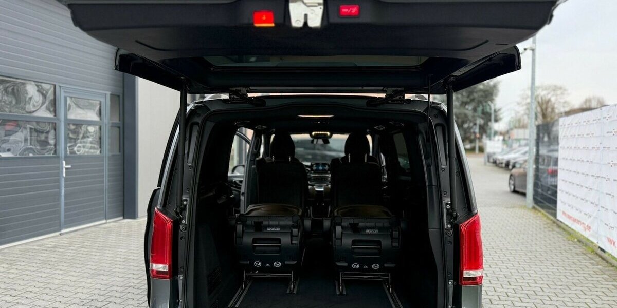 Mercedes-Benz V 300 d Lang / AMG Paket / 4MATIC / Leder / AHK 70.000 km 54.490 &euro; Mönchengladbach 41066