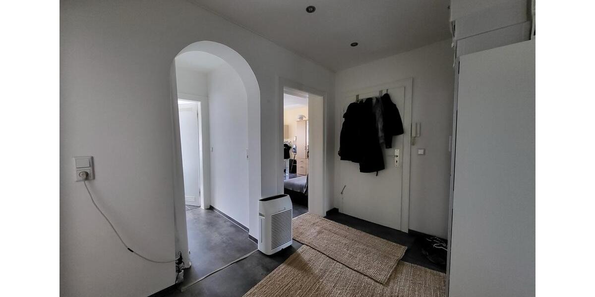 Etagenwohnung Krefeld Cracau - 3 Zimmer, 83 m&sup2;, 890&euro; | Angebot:27585288