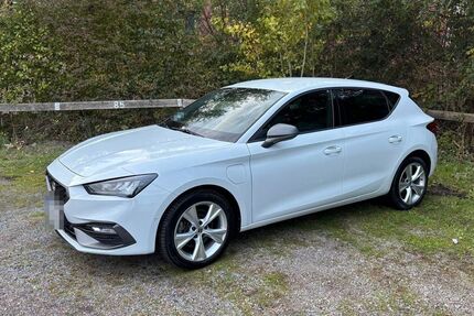 Seat Leon 52.000 km 18.900 &euro; Mönchengladbach 41063