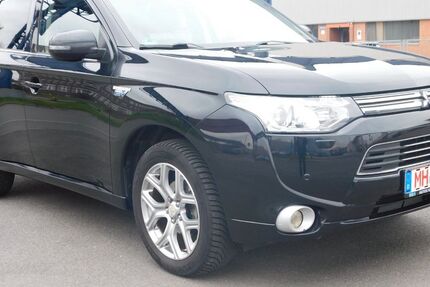 Mitsubishi Outlander 160.351 km 10.999 &euro; Mülheim 45473