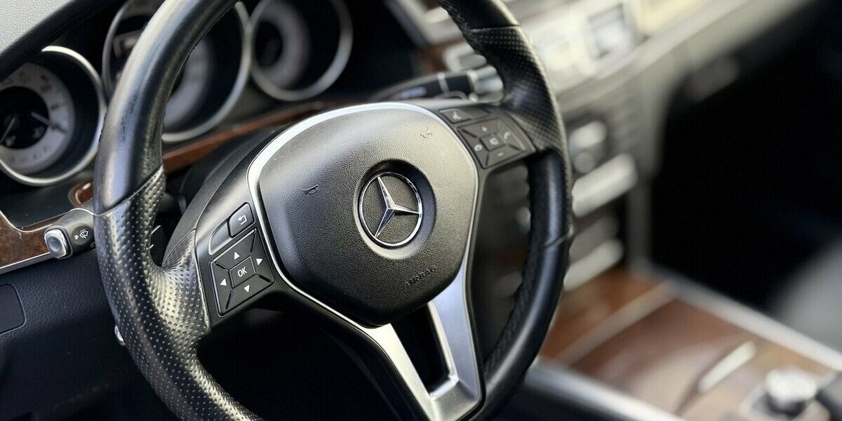 Mercedes-Benz E 350 d/ PANO / Kamera / Leder / Navi / EURO 6 100.000 km 22.290 &euro; Mönchengladbach 41066