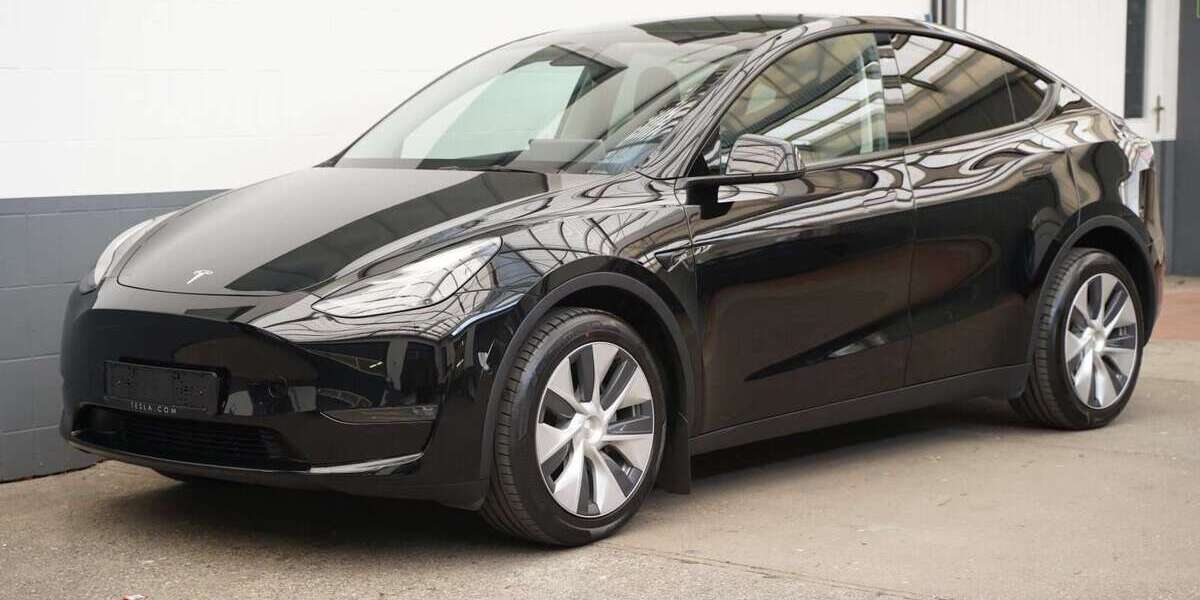 Tesla Model Y 59.958 km 36.450 &euro; Mönchengladbach 41236