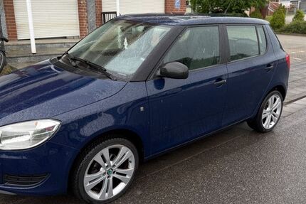 Skoda Fabia 86.000 km 5.900 &euro; Mönchengladbach 41199