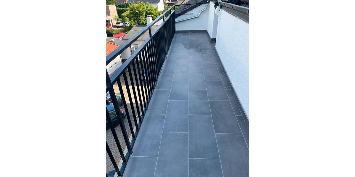 Dachgeschoßwohnung Mülheim an der Ruhr Broich - 2 Zimmer, 82 m&sup2;, 705&euro; | Angebot:26626173