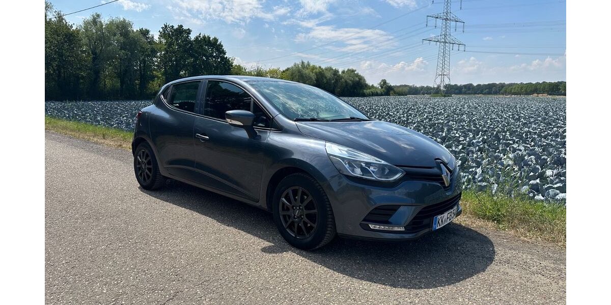 Renault Clio 103.000 km 6.499 &euro; Tönisvorst 47918