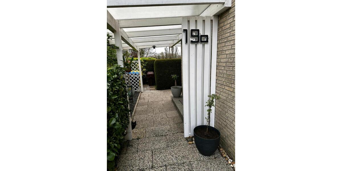 Dachgeschoßwohnung Grefrath - 990&euro; | Angebot:25931881