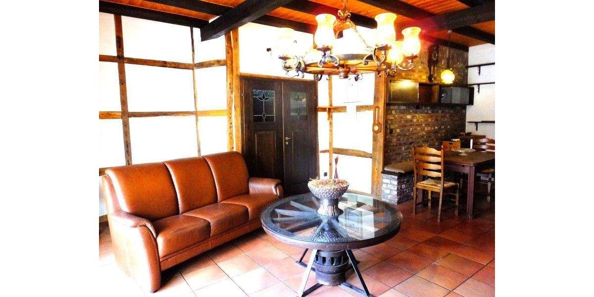 Etagenwohnung Brüggen - 4 Zimmer, 123 m&sup2;, 102.000&euro; | Angebot:25726221