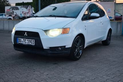 Mitsubishi Colt 129.000 km 3.499 &euro; Duisburg 47198