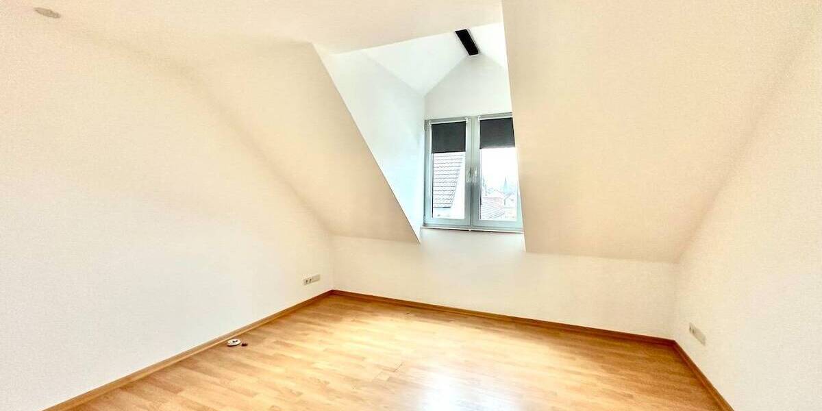 Etagenwohnung Neuss Uedesheim - 3 Zimmer, 94 m&sup2;, 299.000&euro; | Angebot:26657258