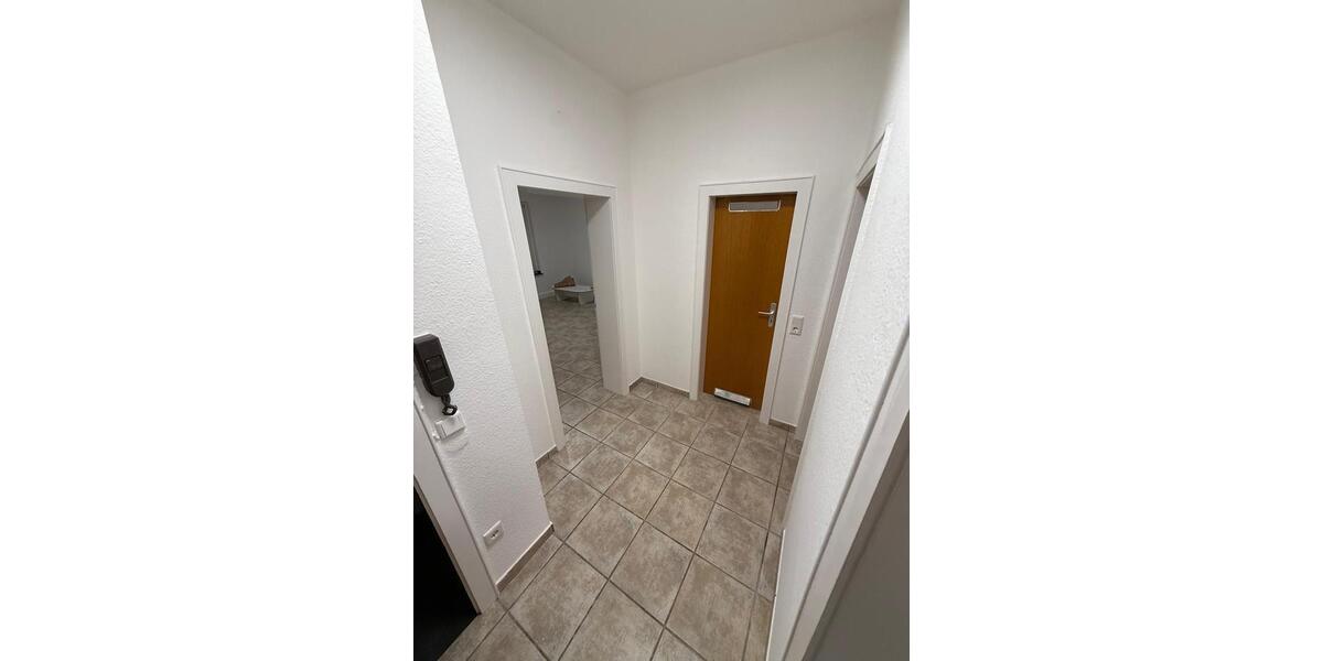 Etagenwohnung Krefeld - 2 Zimmer, 55 m&sup2;, 700&euro; | Angebot:25833792