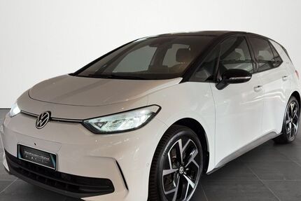 VW ID.3 7.944 km 33.199 &euro; Moenchengladbach 41063