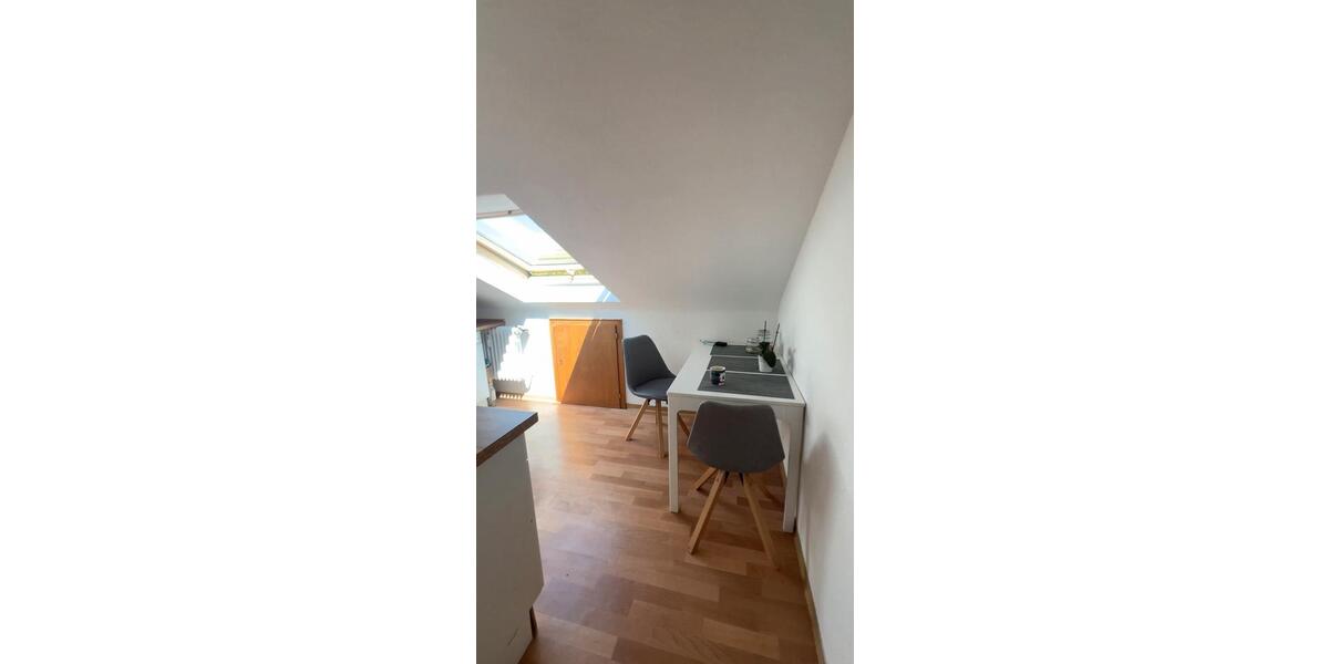Dachgeschoßwohnung Erkelenz - 3 Zimmer, 51 m&sup2;, 480&euro; | Angebot:25858774
