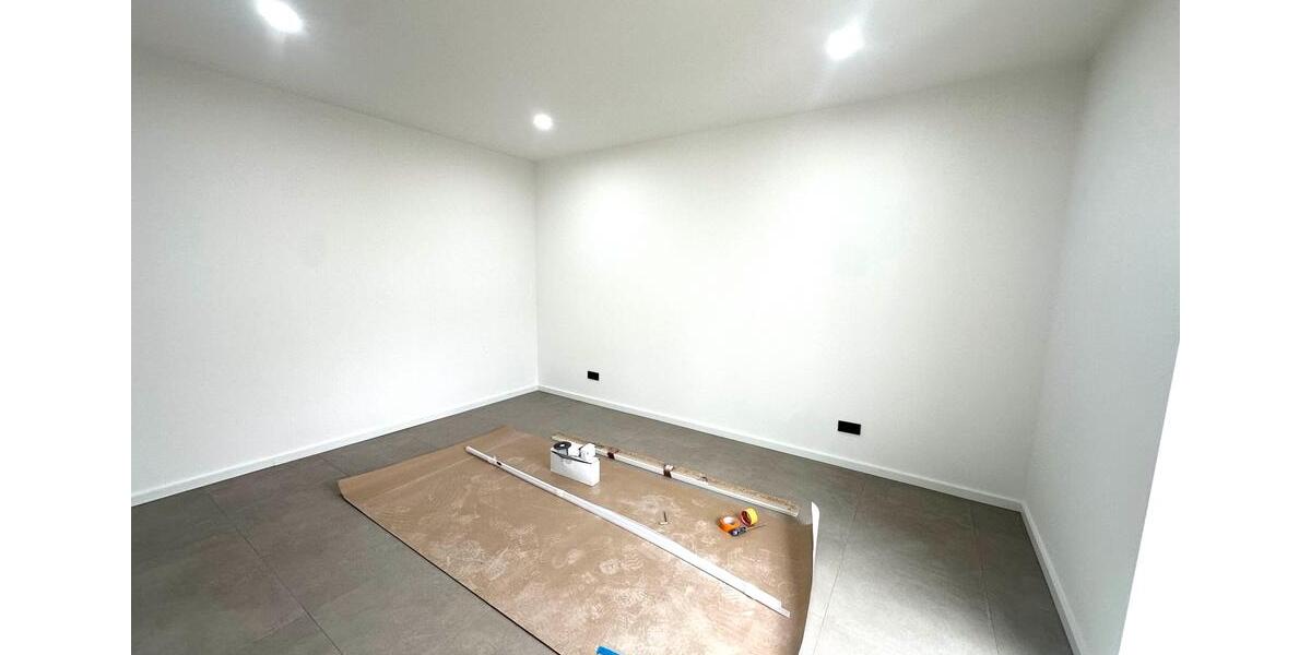 Etagenwohnung Krefeld Benrad - 2 Zimmer, 54 m&sup2;, 860&euro; | Angebot:25626680