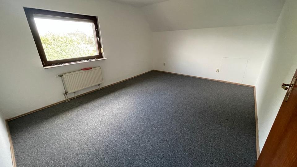 Maisonettenwohnung Krefeld Hülser Berg - 5 Zimmer, 105 m&sup2;, 1.180&euro; | Angebot:25947682