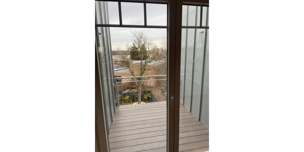 Dachgeschoßwohnung Neuss Augustinusviertel - 2 Zimmer, 90 m&sup2;, 1.000&euro; | Angebot:26648867