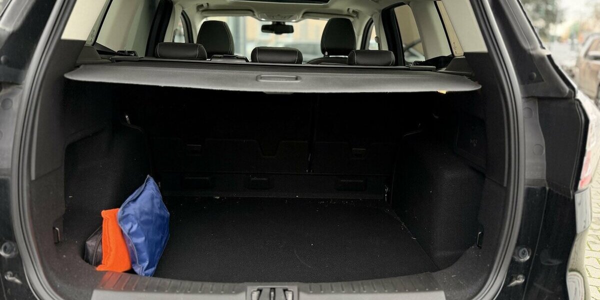 Ford Kuga Vignale / Panorama / Kamera / Keyless GO 34.000 km 21.890 &euro; Mönchengladbach 41066