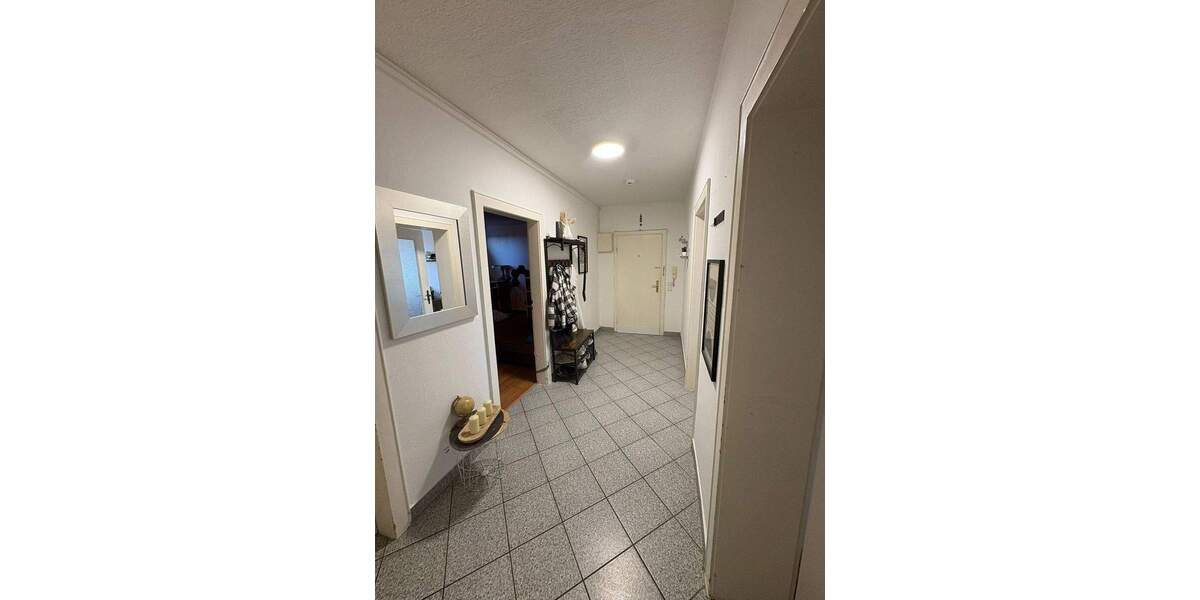 Etagenwohnung Krefeld Stadtmitte - 3 Zimmer, 78 m&sup2;, 710&euro; | Angebot:25739057