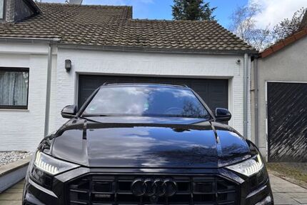 Audi Q8 82.000 km 55.000 &euro; Duisburg 47148