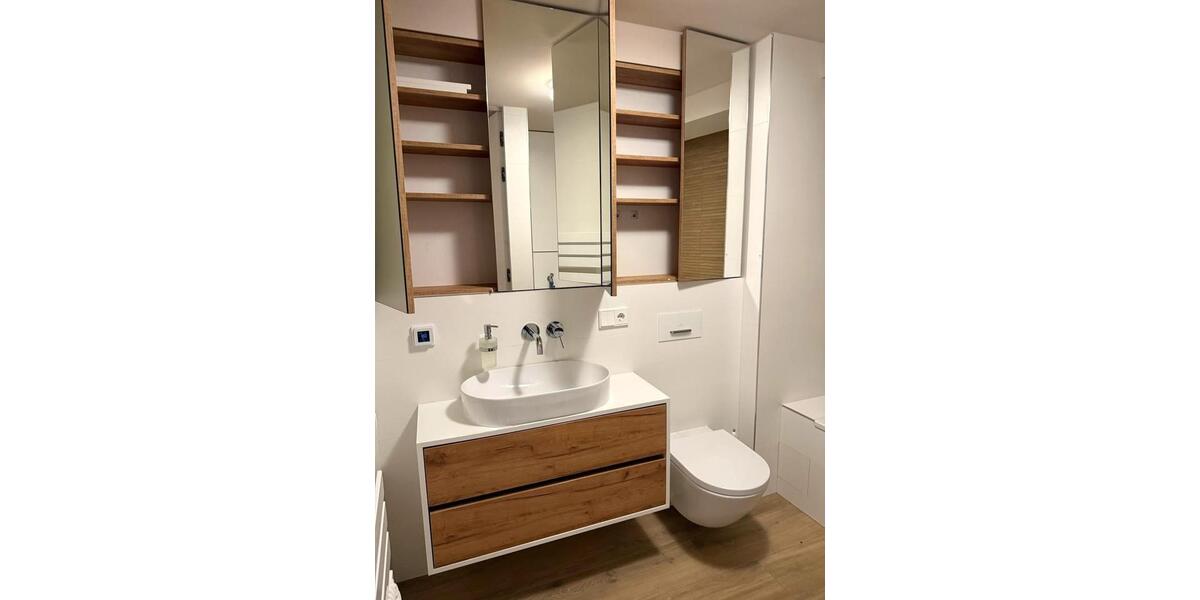 Maisonettenwohnung Düsseldorf Derendorf - 4.5 Zimmer, 100 m&sup2;, 2.100&euro; | Angebot:25637901