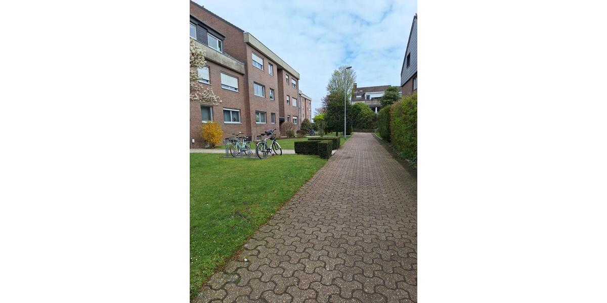 Hochparterre Neuss Furth-Mitte - 2 Zimmer, 65 m&sup2;, 550&euro; | Angebot:25972351