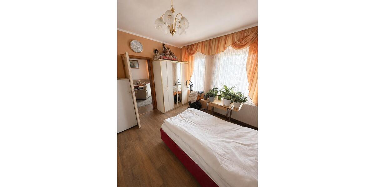 Etagenwohnung Krefeld Cracau - 2 Zimmer, 42 m&sup2;, 410&euro; | Angebot:26477989