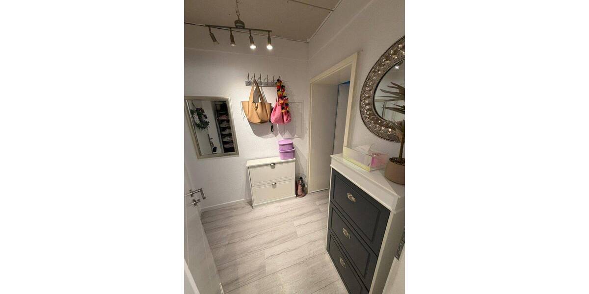 Etagenwohnung Düsseldorf Rath - 2 Zimmer, 41 m&sup2;, 164.000&euro; | Angebot:26919400