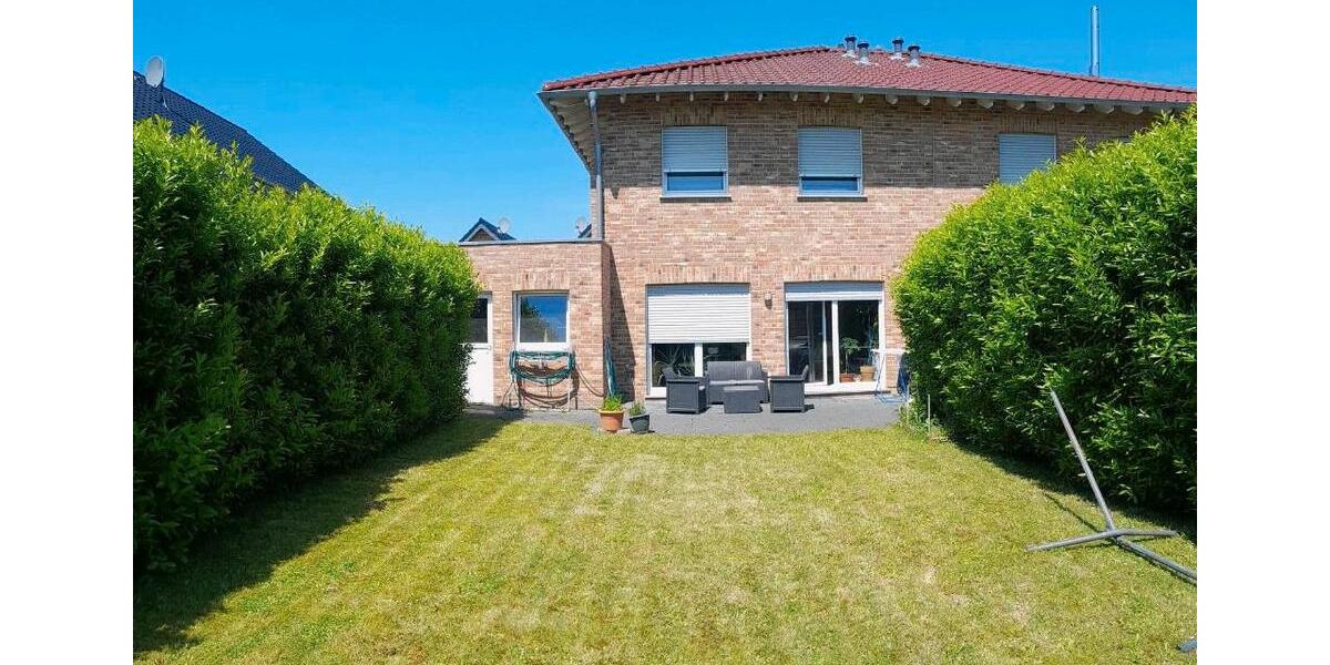 Doppelhaushälfte Erkelenz - 4 Zimmer, 114 m&sup2;, 1.300&euro; | Angebot:26688658
