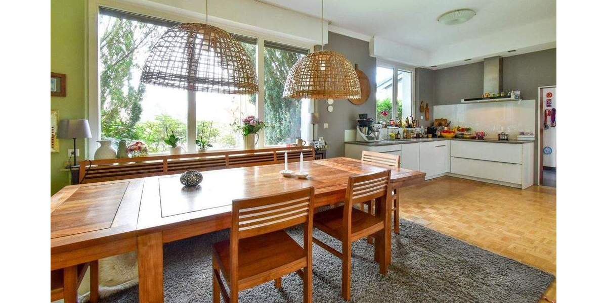 Einfamilienhaus Duisburg / Huckingen Huckingen - 7 Zimmer, 243 m&sup2;, 999.000&euro; | Angebot:25741652