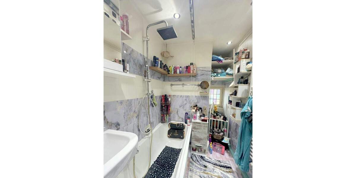 Mehrfamilienhaus, Wohnhaus Mönchengladbach Giesenkirchen - 7 Zimmer, 160 m&sup2;, 315.000&euro; | Angebot:25743274