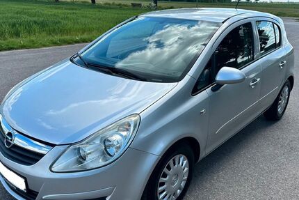 Opel Corsa 182.000 km 2.200 &euro; Neuss 41466