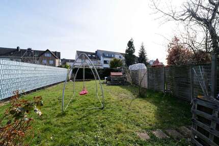 Haus Dormagen - 3 Zimmer, 120 m&sup2;, 295.000&euro; | Angebot:24946588