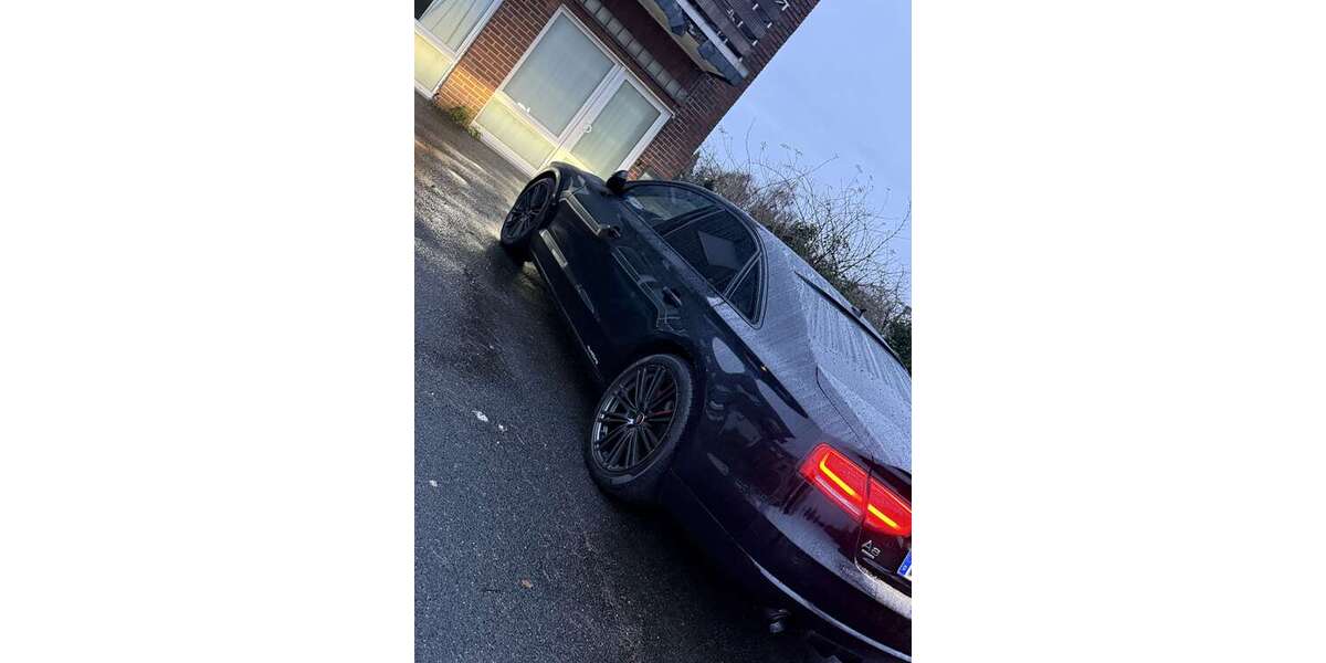Audi A8 217.300 km 15.600 &euro; Nettetal 41334