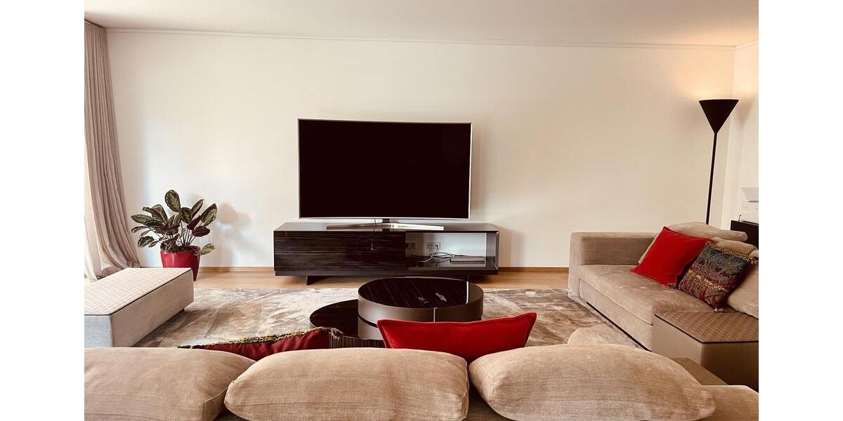 Maisonettenwohnung Düsseldorf Düsseltal - 5 Zimmer, 224 m&sup2;, 5.000&euro; | Angebot:24526472