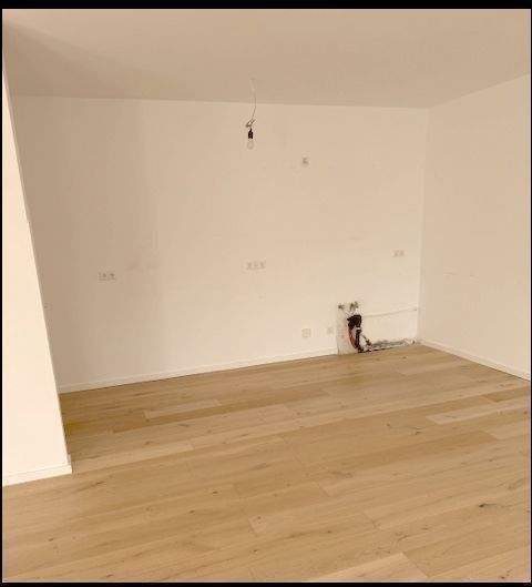 Etagenwohnung Kaarst Vorst - 3 Zimmer, 138 m&sup2;, 2.070&euro; | Angebot:26554982