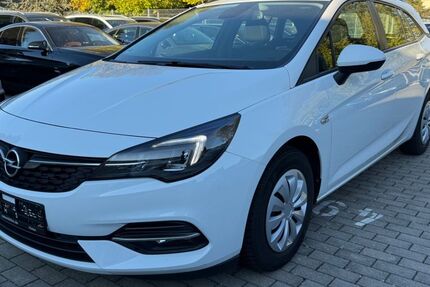 Opel Astra 45.325 km 11.429 &euro; Hilden 40721