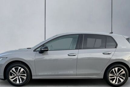 VW Golf 5.000 km 28.490 &euro; Viersen 41751