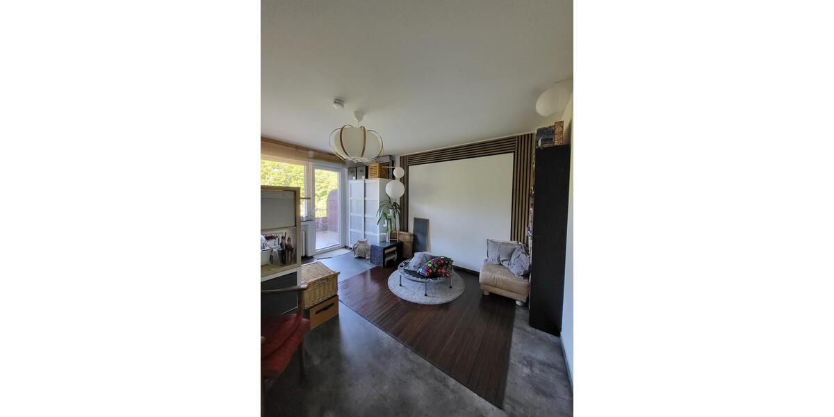 Etagenwohnung Krefeld Cracau - 3 Zimmer, 83 m&sup2;, 890&euro; | Angebot:27585288