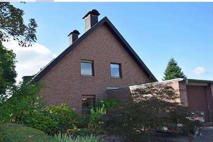 Haus Brüggen - 8 Zimmer, 154 m&sup2;, 393.000&euro; | Angebot:25613186