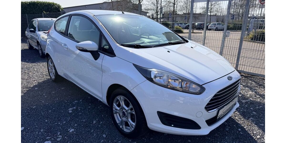 Ford Fiesta 84.000 km 5.890 &euro; Mönchengladbach 41063