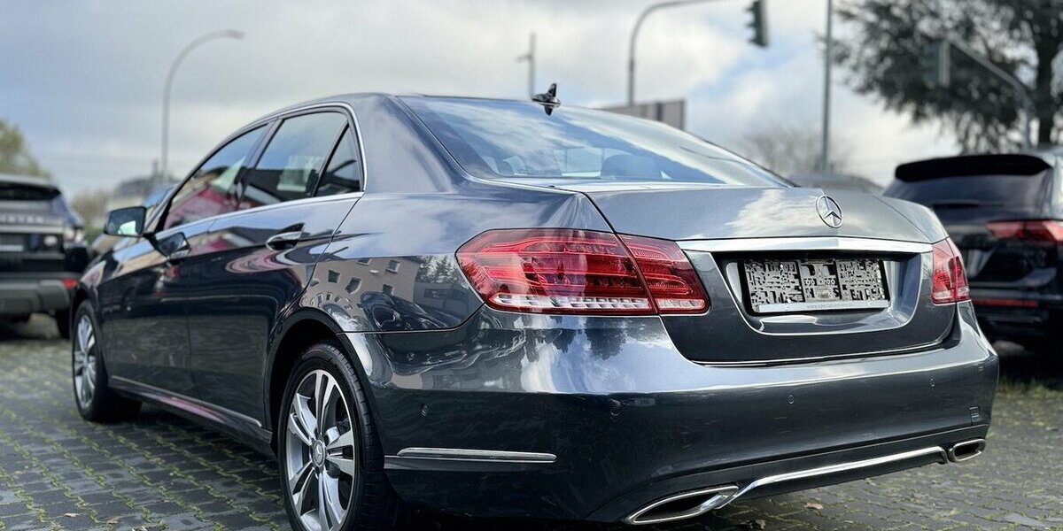 Mercedes-Benz E 350 d/ PANO / Kamera / Leder / Navi / EURO 6 100.000 km 22.290 &euro; Mönchengladbach 41066