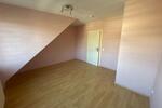 Dachgeschoßwohnung Duisburg Rheinhausen - 2 Zimmer, 69 m&sup2;, 570&euro; | Angebot:25361292