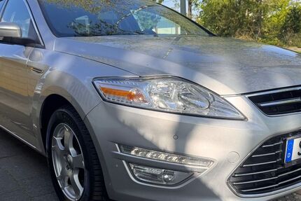 Ford Mondeo 192.615 km 6.299 &euro; krefeld 47804