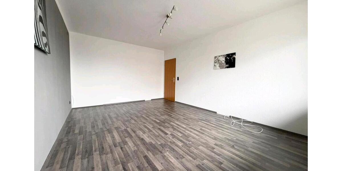 Etagenwohnung Hilden - 3 Zimmer, 120 m&sup2;, 1.500&euro; | Angebot:26005068