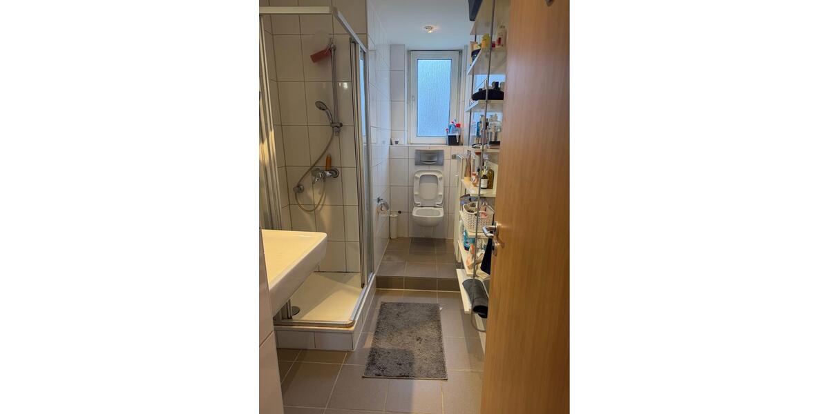 Etagenwohnung Düsseldorf Düsseltal - 2 Zimmer, 70 m&sup2;, 1.350&euro; | Angebot:25916569