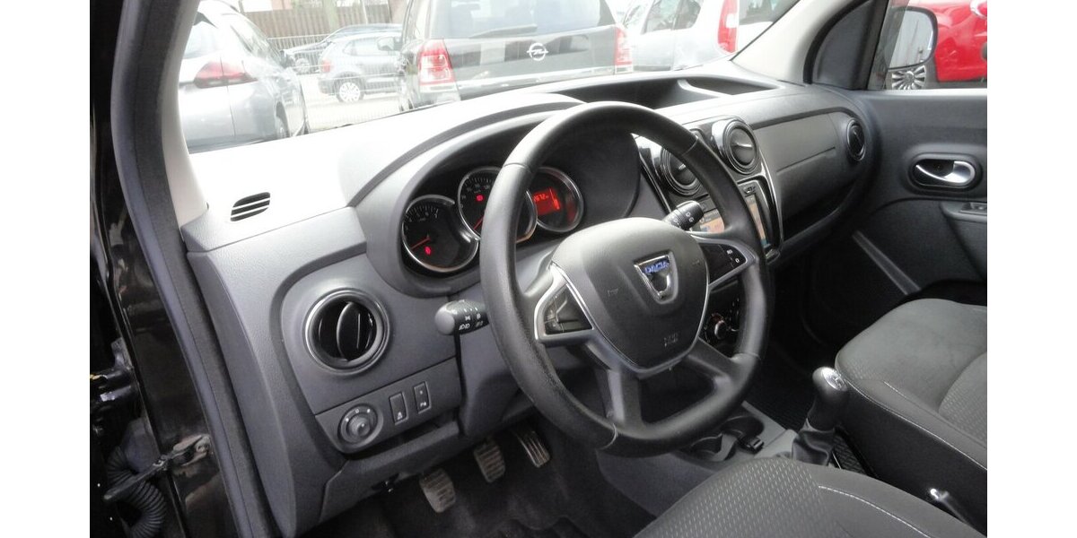 Dacia Dokker Comfort 1,6 Navi Klima SHZ R.Kamera 1.Hd 162.000 km 8.490 &euro; Neuss 41462