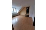 Dachgeschoßwohnung Duisburg Duisburg-Mitte - 5 Zimmer, 110 m&sup2;, 1.250&euro; | Angebot:26553398