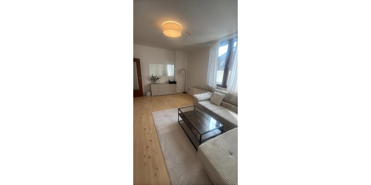 Etagenwohnung Düsseldorf Stadtbezirk 9 - 2 Zimmer, 65 m&sup2;, 1.000&euro; | Angebot:25987290